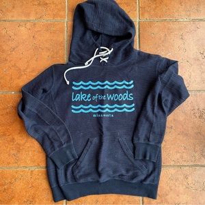 Lake Of The Woods Minnesota Sweatshirt Women’s Medium Navy Blue